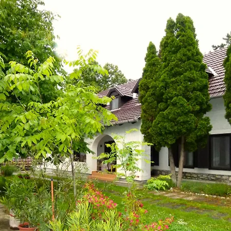 Elisabeth Vendeghaz Balatonudvari