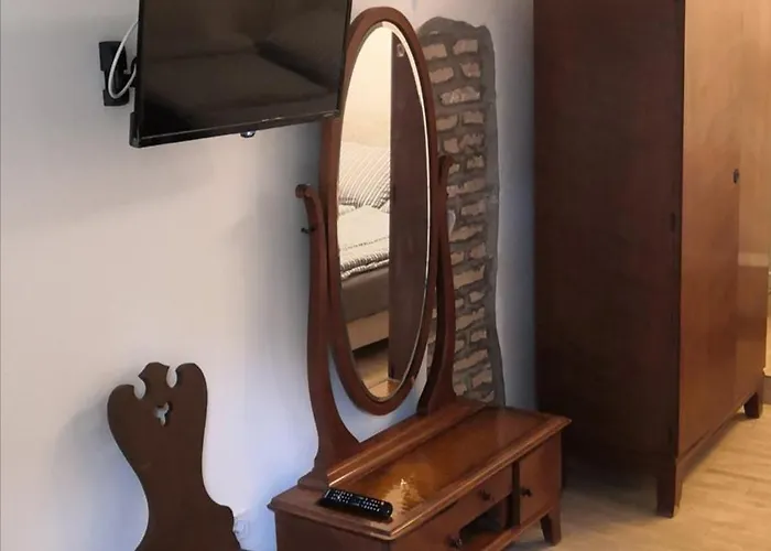 Elisabeth Vendeghaz בלטונודבארי